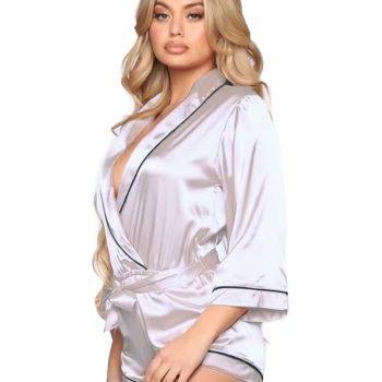 Pijama stil halat alb - Colecția "Hot Night"