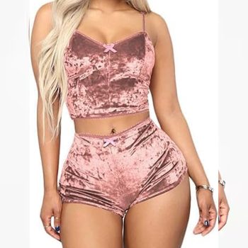 Set pijama sexy din catifea, maiou si pantaloni scurti roz